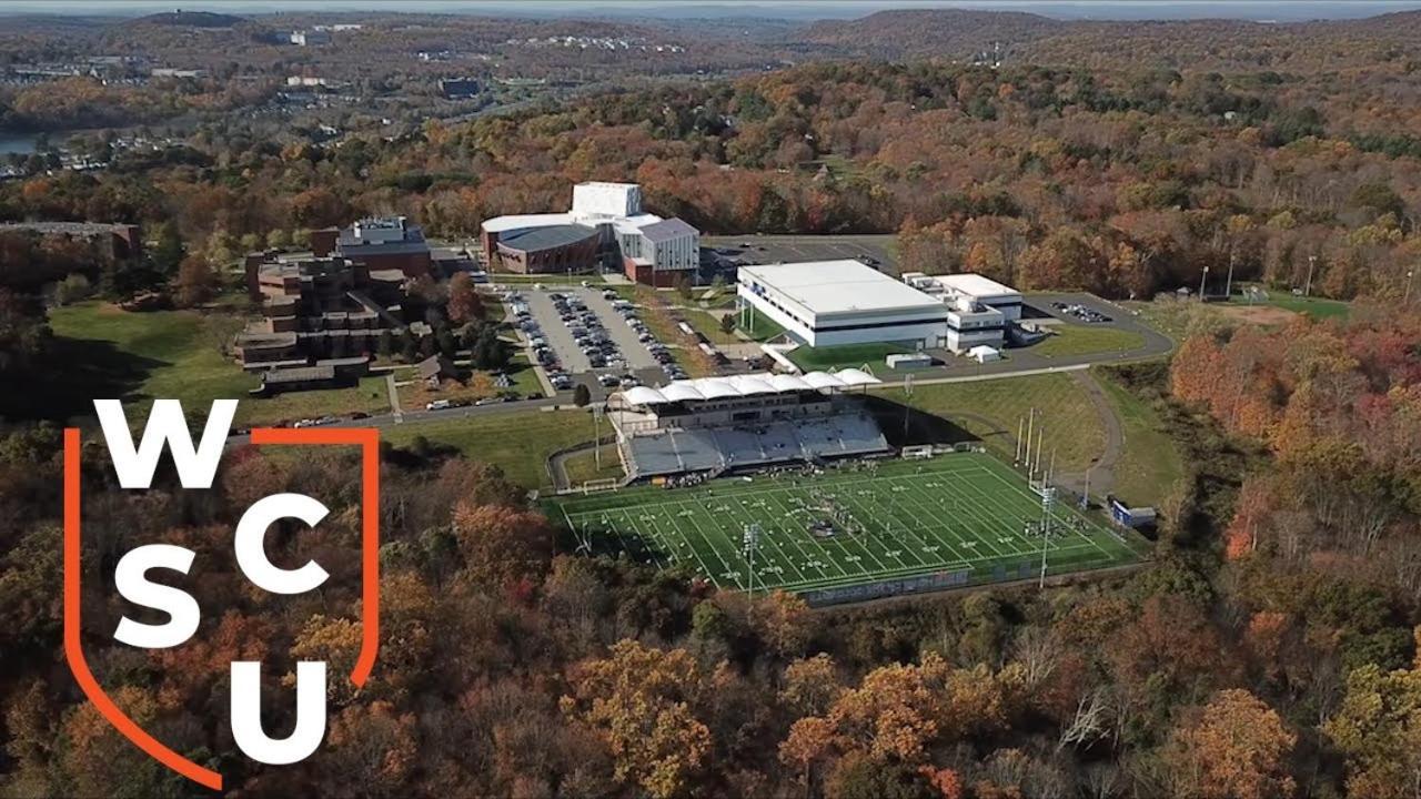 Welcome To Hat City Danbury, A Suburban Retreat Εξωτερικό φωτογραφία