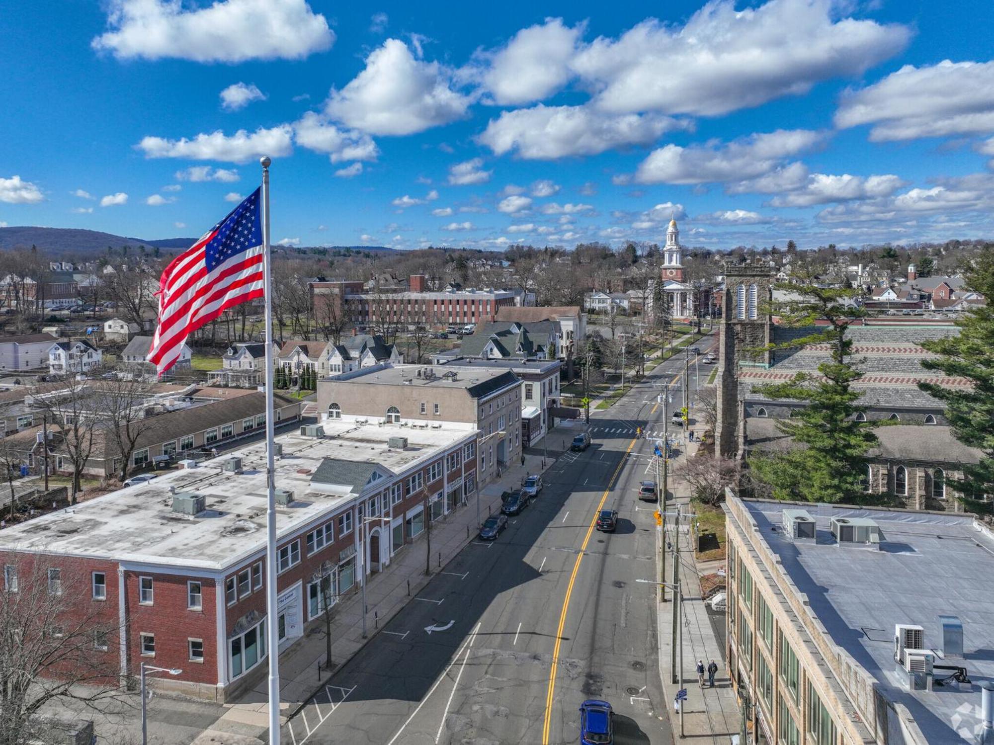 Welcome To Hat City Danbury, A Suburban Retreat Εξωτερικό φωτογραφία